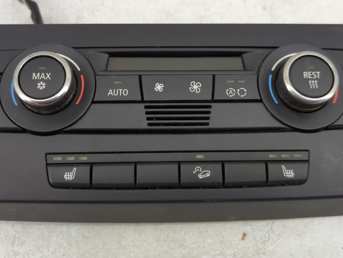 2007-2010 Bmw 328i Climate Control Module Temperature AC/Heater Replacement P/N:9119687-01 Fits Fits 2007 2008 2009 2010 OEM