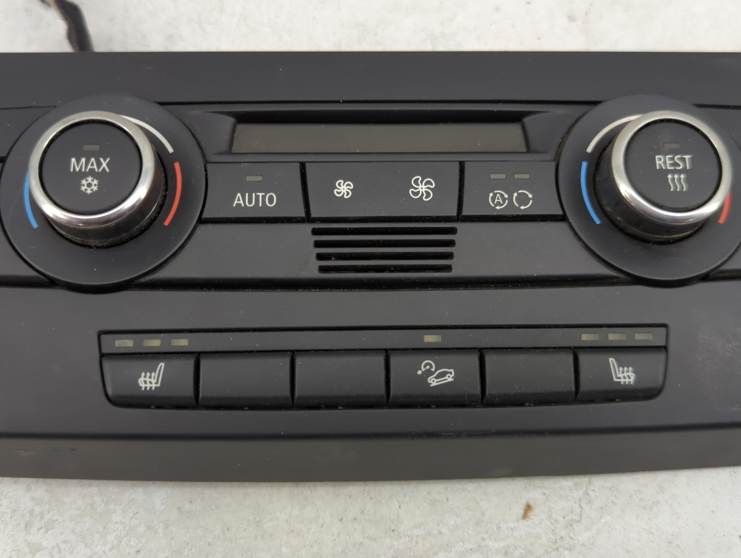 2007-2010 Bmw 328i Climate Control Module Temperature AC/Heater Replacement P/N:9119687-01 Fits Fits 2007 2008 2009 2010 OEM