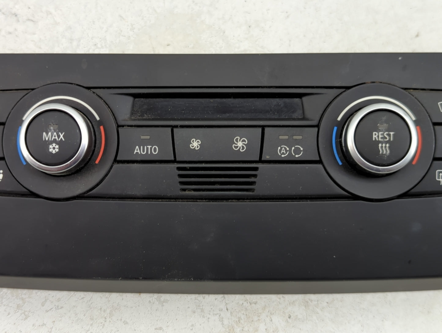 2007-2009 Bmw 328i Climate Control Module Temperature AC/Heater Replacement P/N:9147299-01 Fits Fits 2007 2008 2009 OEM Used