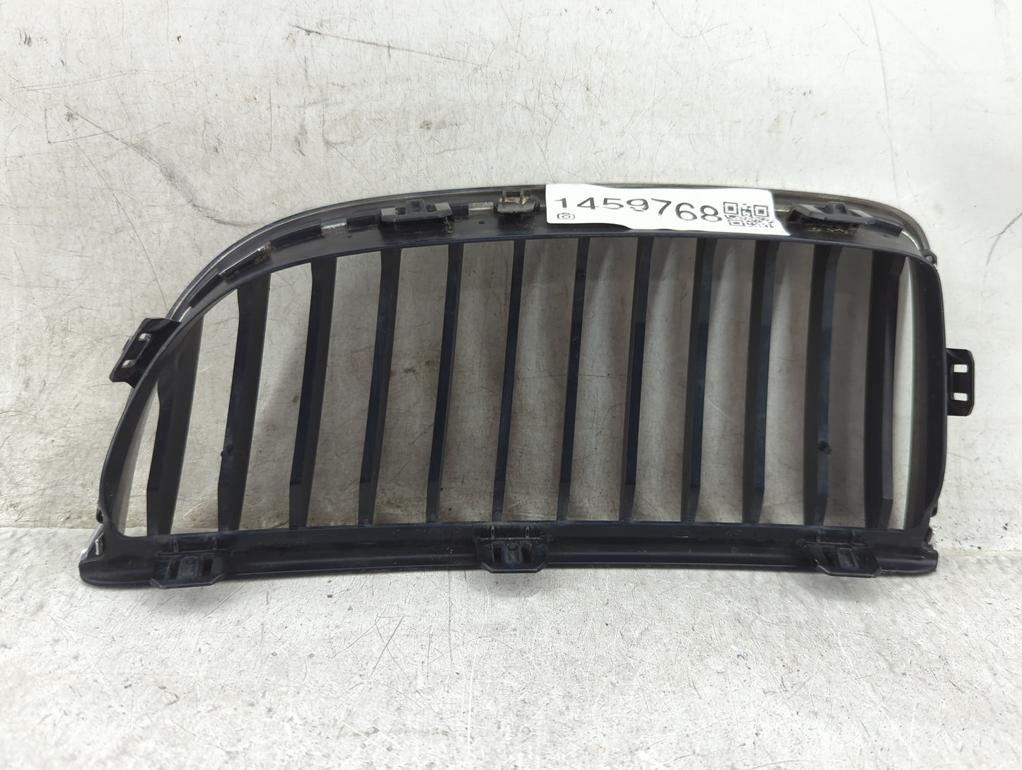 2007-2008 Bmw 328i Front Grille Bumper Not Included 1459768 - Oemusedautoparts1.com