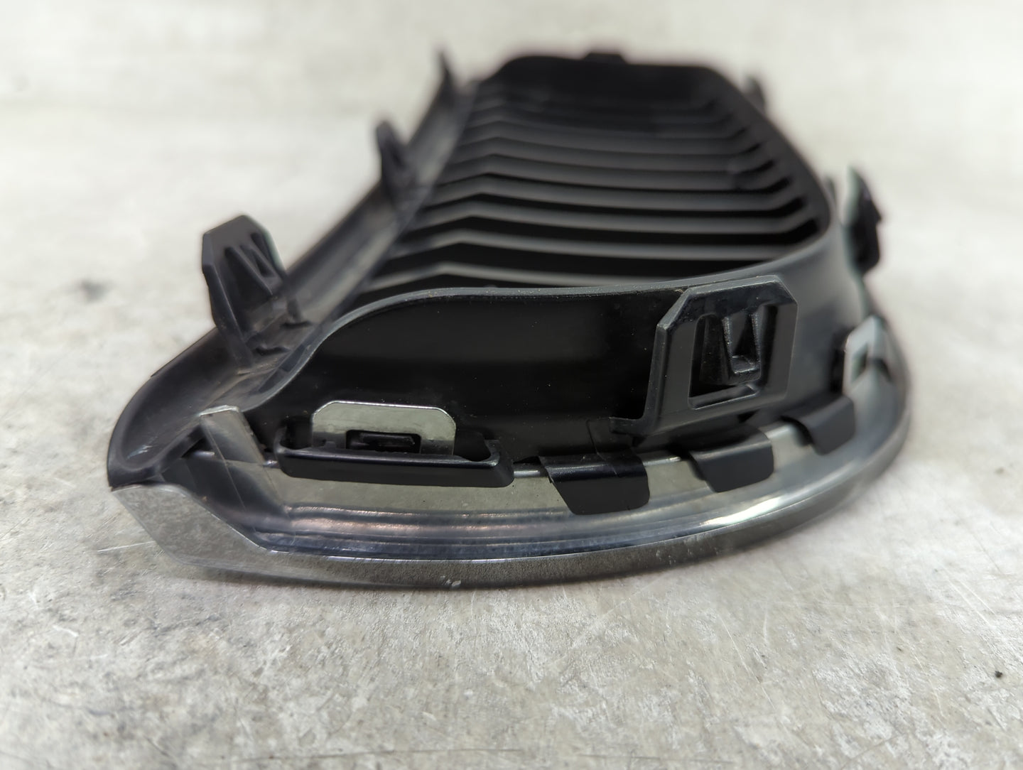 2007-2008 Bmw 328i Front Grille Bumper Not Included 1459797 - Oemusedautoparts1.com