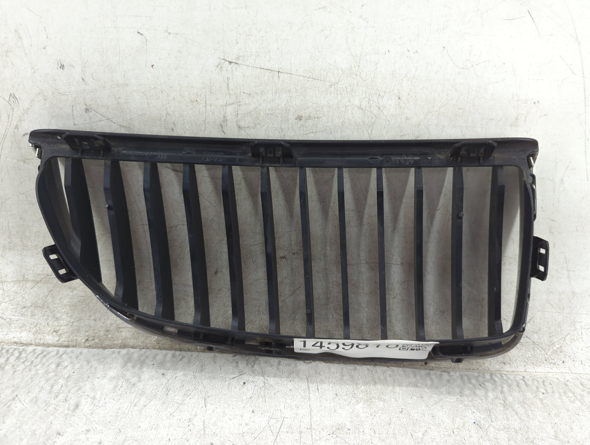2007-2008 Bmw 328i Front Grille Bumper Not Included 1459810 - Oemusedautoparts1.com