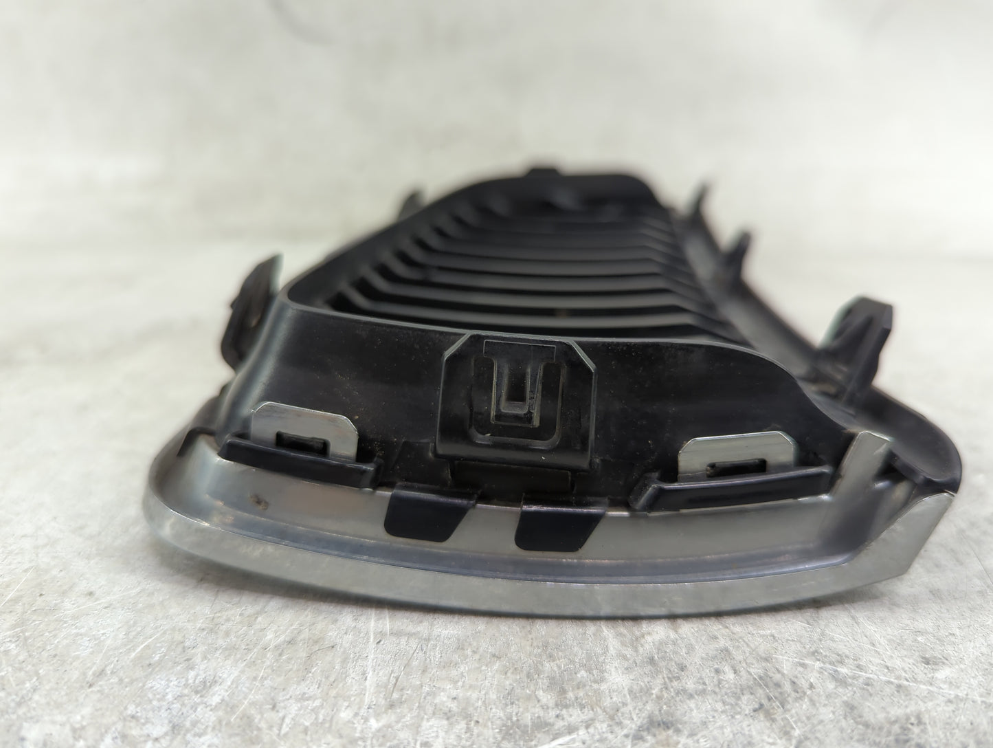 2007-2008 Bmw 328i Front Grille Bumper Not Included 1459827 - Oemusedautoparts1.com