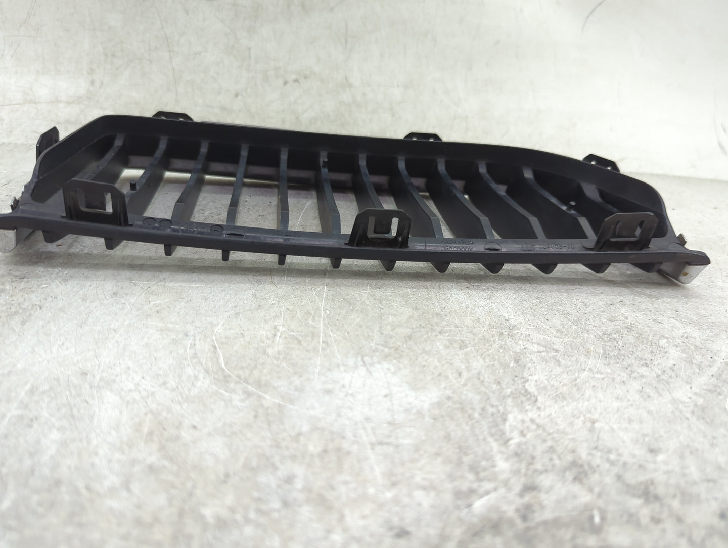 2007-2008 Bmw 328i Front Grille Bumper Not Included 1459827 - Oemusedautoparts1.com