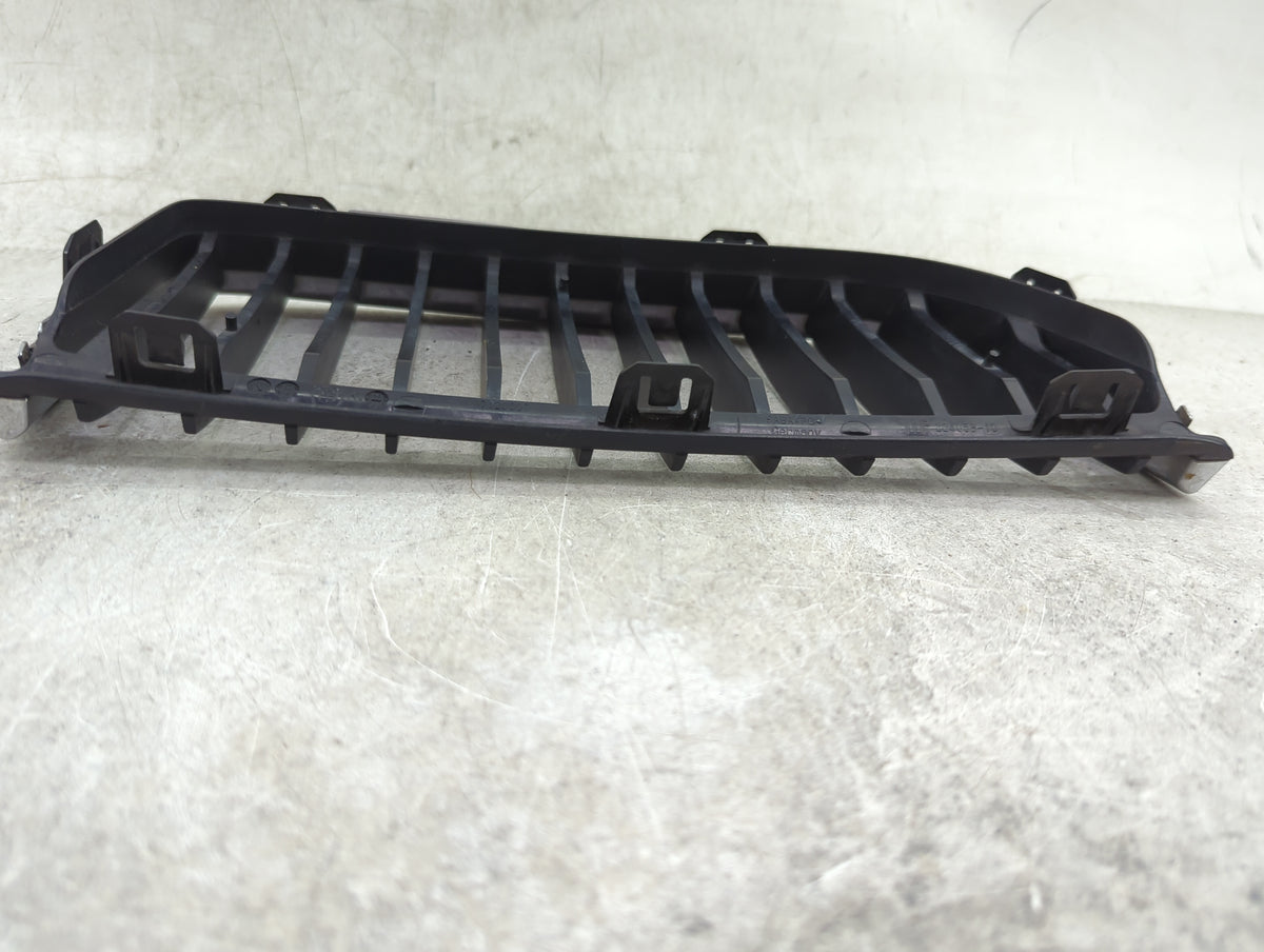 2007-2008 Bmw 328i Front Grille Bumper Not Included 1459827 - Oemusedautoparts1.com