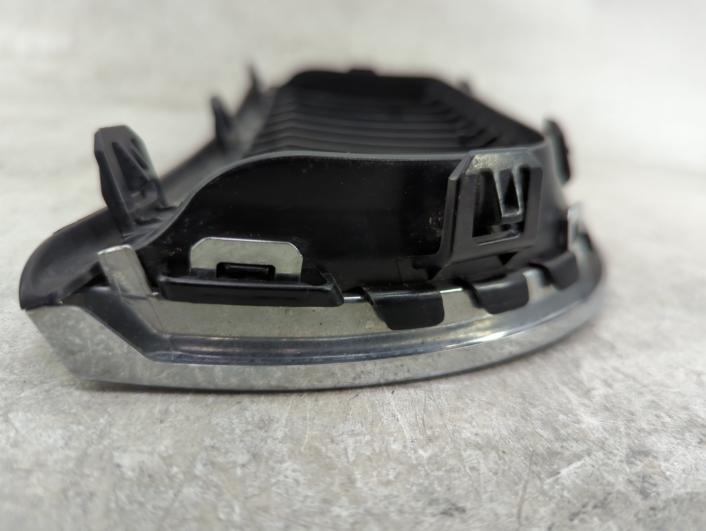 2007-2008 Bmw 328i Front Grille Bumper Not Included 1459827 - Oemusedautoparts1.com
