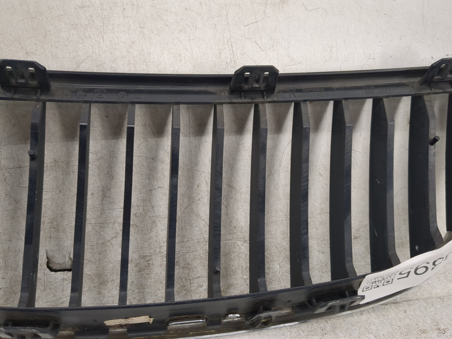 2007-2008 Bmw 328i Front Grille Bumper Not Included 1459895 - Oemusedautoparts1.com