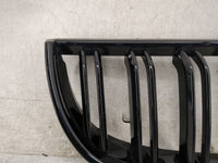 2007-2008 Bmw 328i Front Grille Bumper Not Included 1459913 - Oemusedautoparts1.com