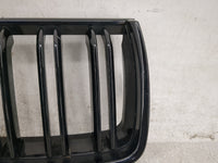 2007-2008 Bmw 328i Front Grille Bumper Not Included 1459913 - Oemusedautoparts1.com