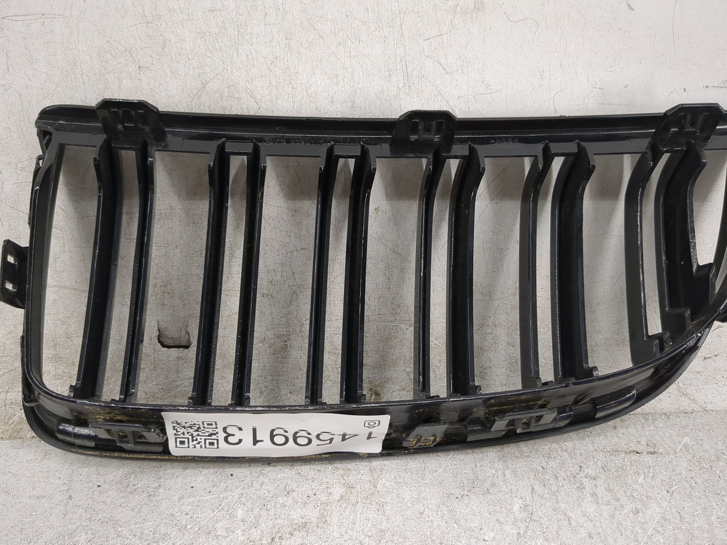 2007-2008 Bmw 328i Front Grille Bumper Not Included 1459913 - Oemusedautoparts1.com