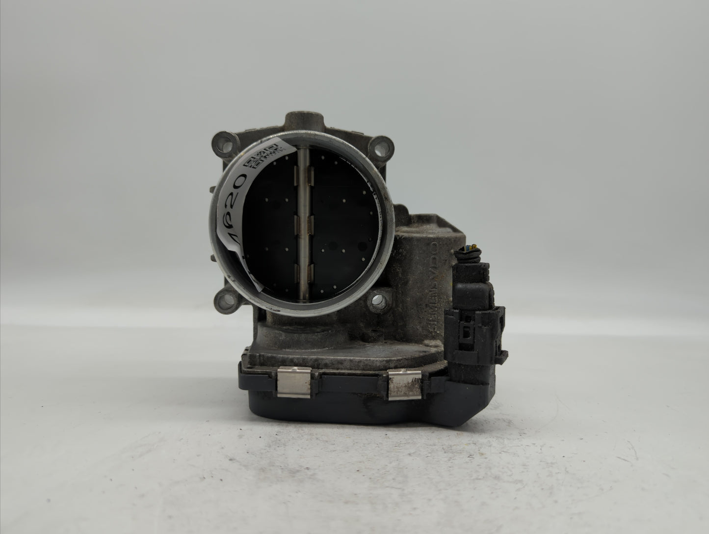 2007-2013 Bmw 328i Throttle Body P/N:7 556 188 1354 7556118 Fits Fits 2007 2008 2009 2010 2011 2012 2013 OEM Used Auto Parts