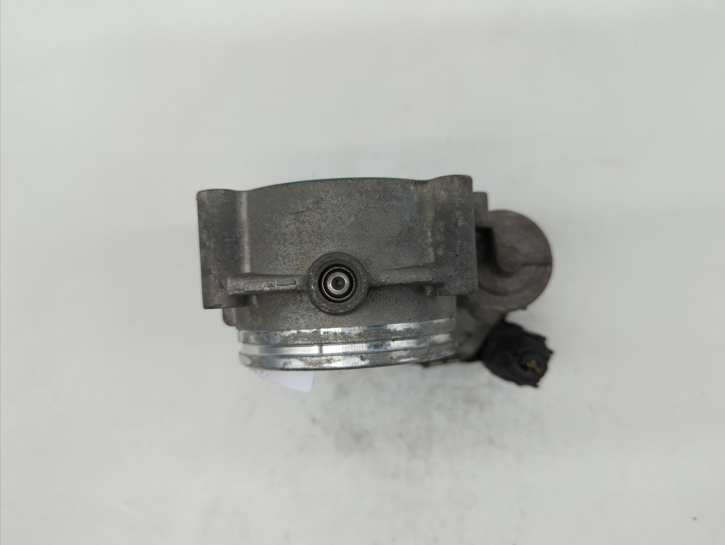 2007-2013 Bmw 328i Throttle Body P/N:7 556 188 1354 7556118 Fits Fits 2007 2008 2009 2010 2011 2012 2013 OEM Used Auto Parts