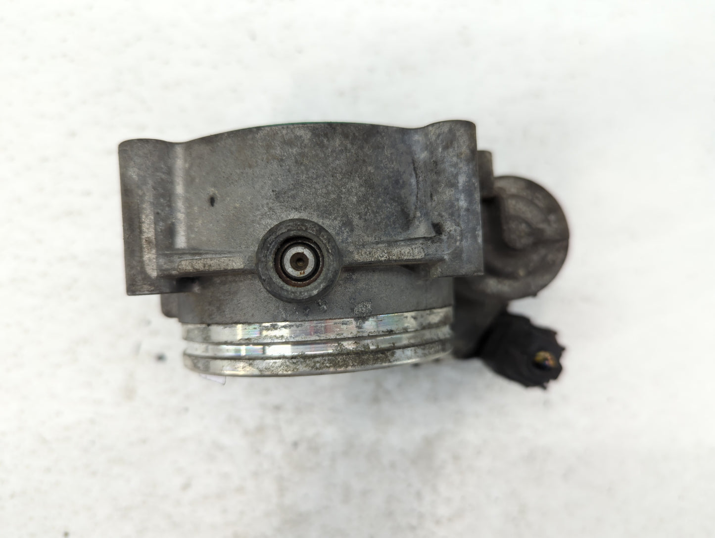 2007-2013 Bmw 328i Throttle Body P/N:656 118 0 Fits Fits 2007 2008 2009 2010 2011 2012 2013 OEM Used Auto Parts - Oemusedaut