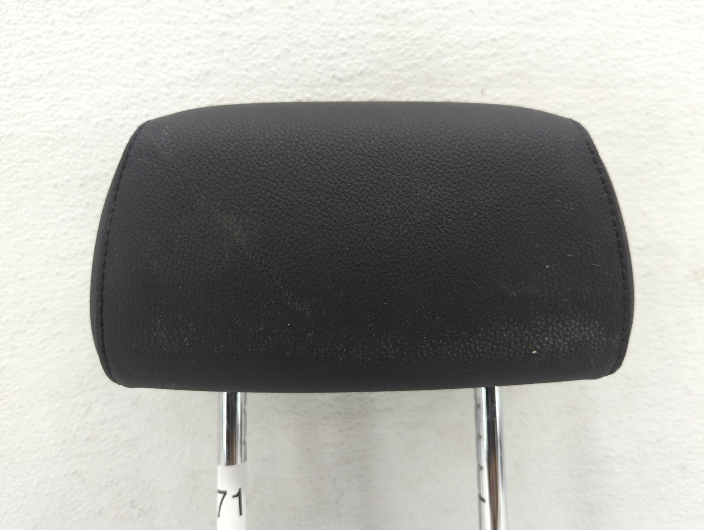 2007-2013 Bmw 328i Headrest Head Rest Front Driver Passenger Seat Black - Oemusedautoparts1.com