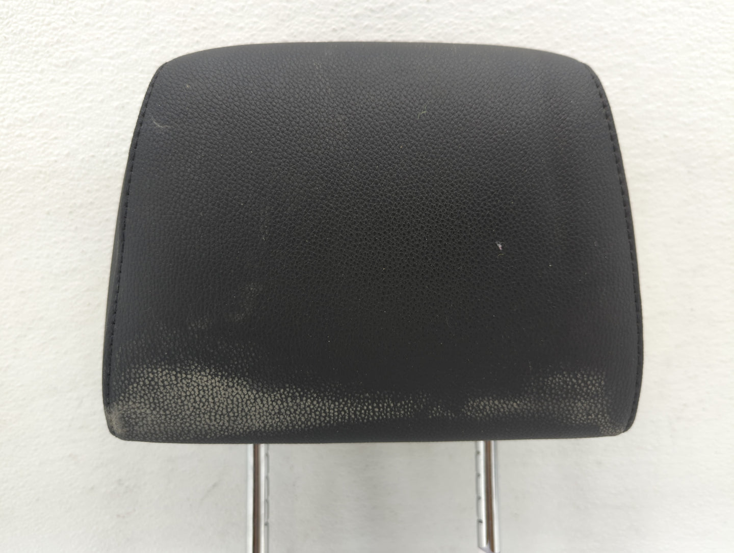 2007-2013 Bmw 328i Headrest Head Rest Front Driver Passenger Seat Fits Fits 2007 2008 2009 2010 2011 2012 2013 OEM Used Auto