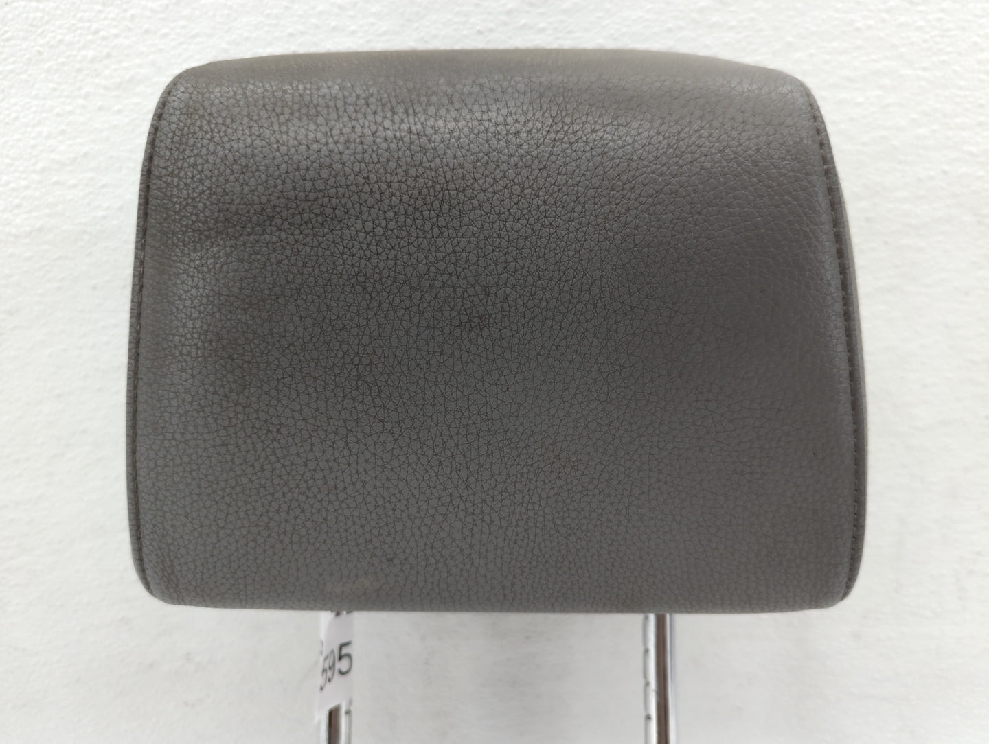 2007-2013 Bmw 328i Headrest Head Rest Rear Seat Fits Fits 2007 2008 2009 2010 2011 2012 2013 OEM Used Auto Parts - Oemusedau