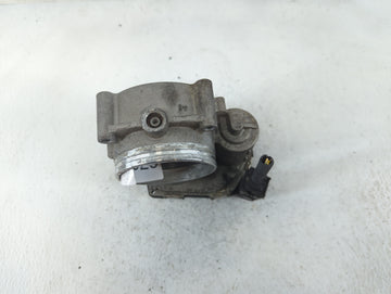 2007-2013 Bmw 328i Throttle Body P/N:7556 1180-01 A2C53112155 Fits Fits 2007 2008 2009 2010 2011 2012 2013 OEM Used Auto Parts