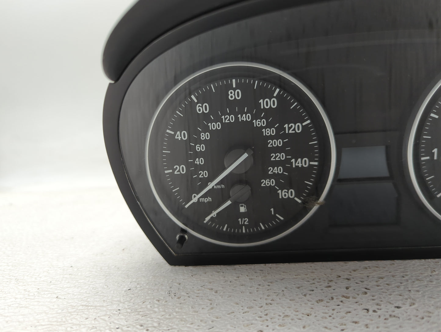2007-2011 Bmw 335 Instrument Cluster Speedometer Gauges P/N:9168354-01 971002740, 14369510 Fits Fits 2007 2008 2009 2010 201