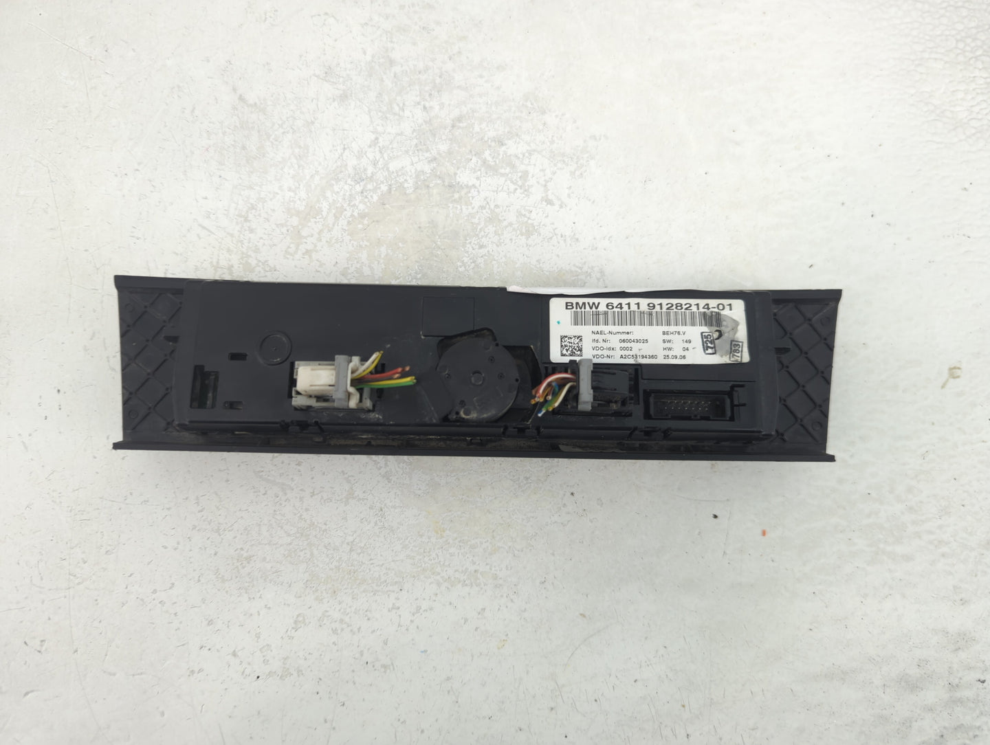 2007 Bmw 335i Climate Control Module Temperature AC/Heater Replacement P/N:6411 9128214-01 Fits Fits 2002 2003 2004 2005 OEM