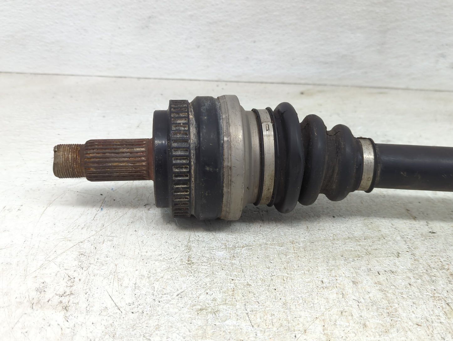 2007-2007 Bmw 335i Axle Shaft Front Passenger Cv C/v - Oemusedautoparts1.com