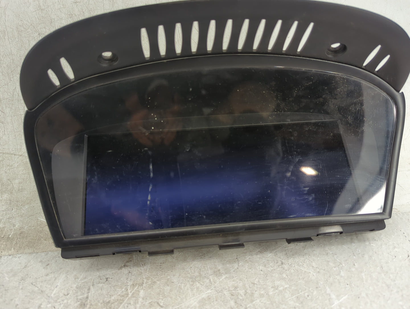 2007-2008 Bmw 335i Information Display Screen - Oemusedautoparts1.com