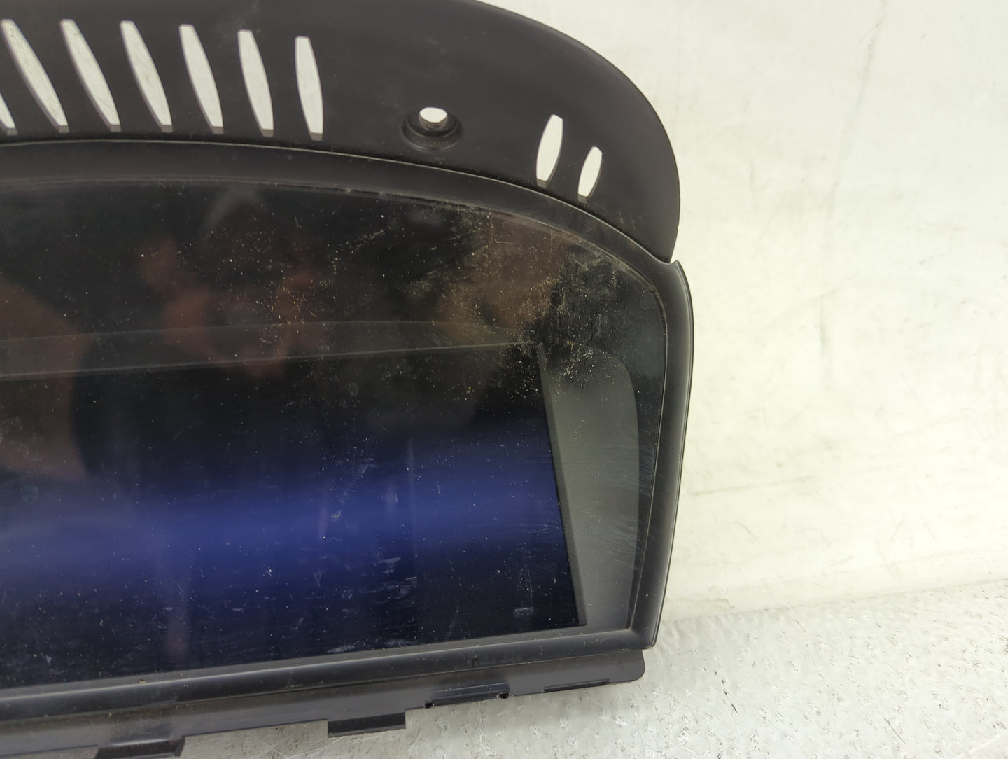 2007-2008 Bmw 335i Information Display Screen - Oemusedautoparts1.com