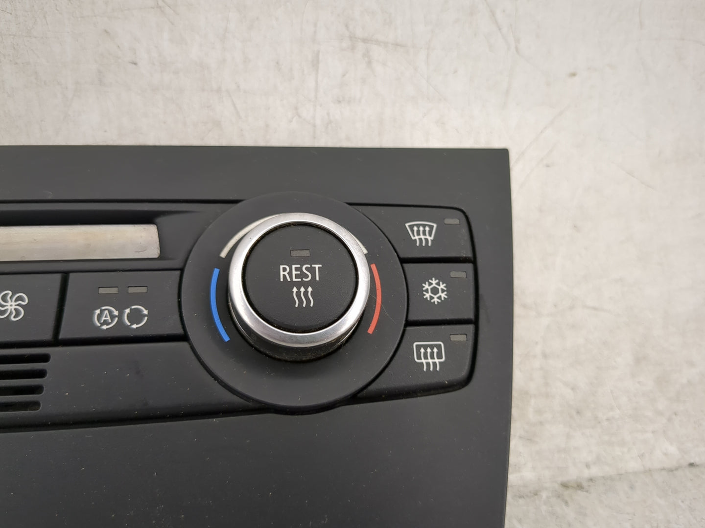 2007-2009 Bmw 335i Climate Control Module Temperature AC/Heater Replacement P/N:9147299-01 Fits Fits 2007 2008 2009 OEM Used