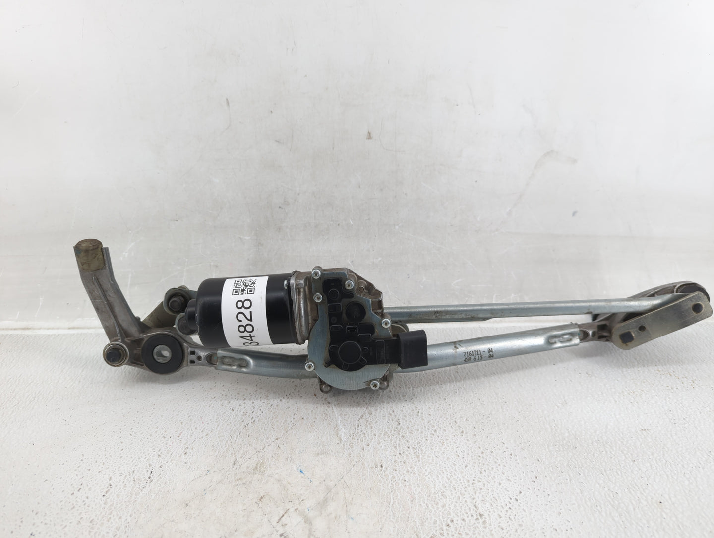 2007 Bmw 335i Front Windshield Wiper Motor P/N:6 978 263-01 Fits OEM Used Auto Parts - Oemusedautoparts1.com