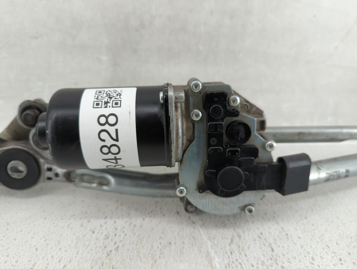 2007 Bmw 335i Front Windshield Wiper Motor P/N:6 978 263-01 Fits OEM Used Auto Parts - Oemusedautoparts1.com