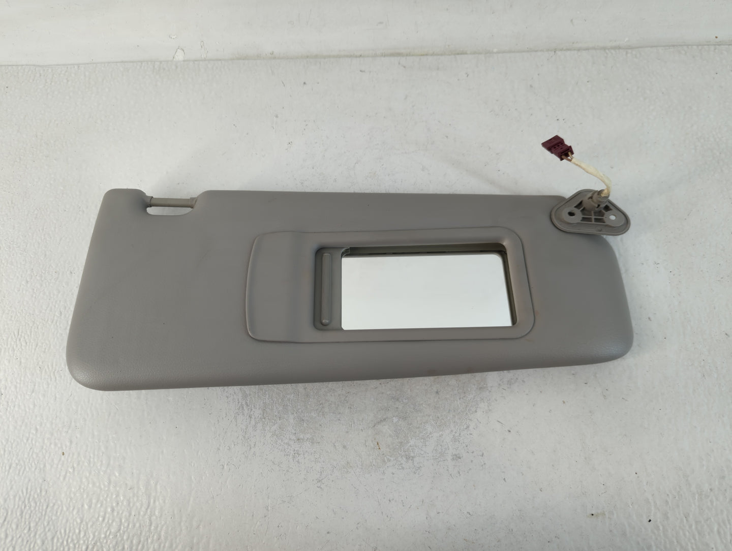 2007-2013 Bmw 335i Sun Visor Shade Replacement Passenger Right Mirror Fits Fits 2007 2008 2009 2010 2011 2012 2013 OEM Used 