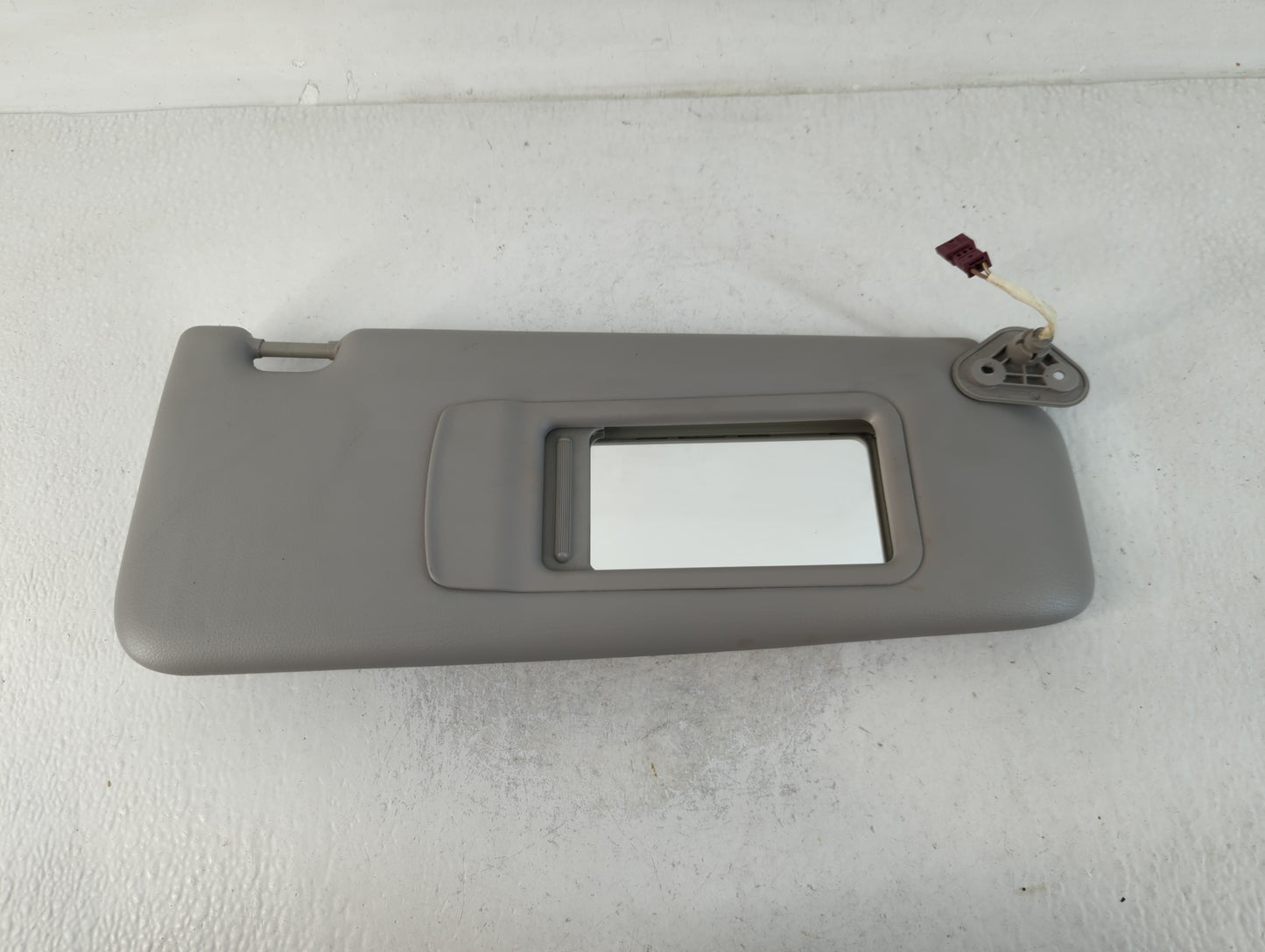 2007-2013 Bmw 335i Sun Visor Shade Replacement Passenger Right Mirror Fits Fits 2007 2008 2009 2010 2011 2012 2013 OEM Used 