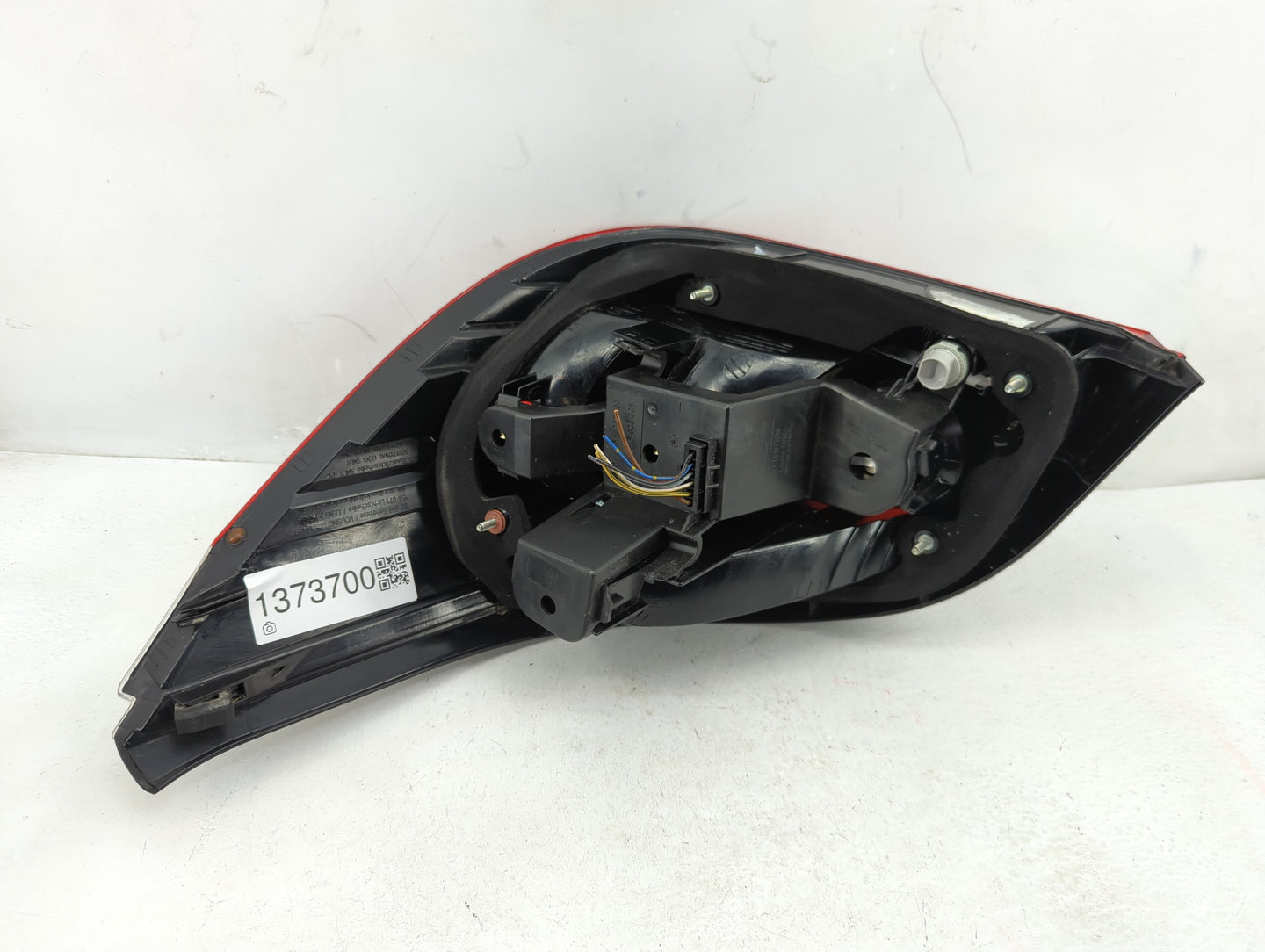 2004-2007 Bmw 525i Tail Light Assembly Driver Left OEM P/N:158237-03 Fits Fits 2004 2005 2006 2007 OEM Used Auto Parts - Oem