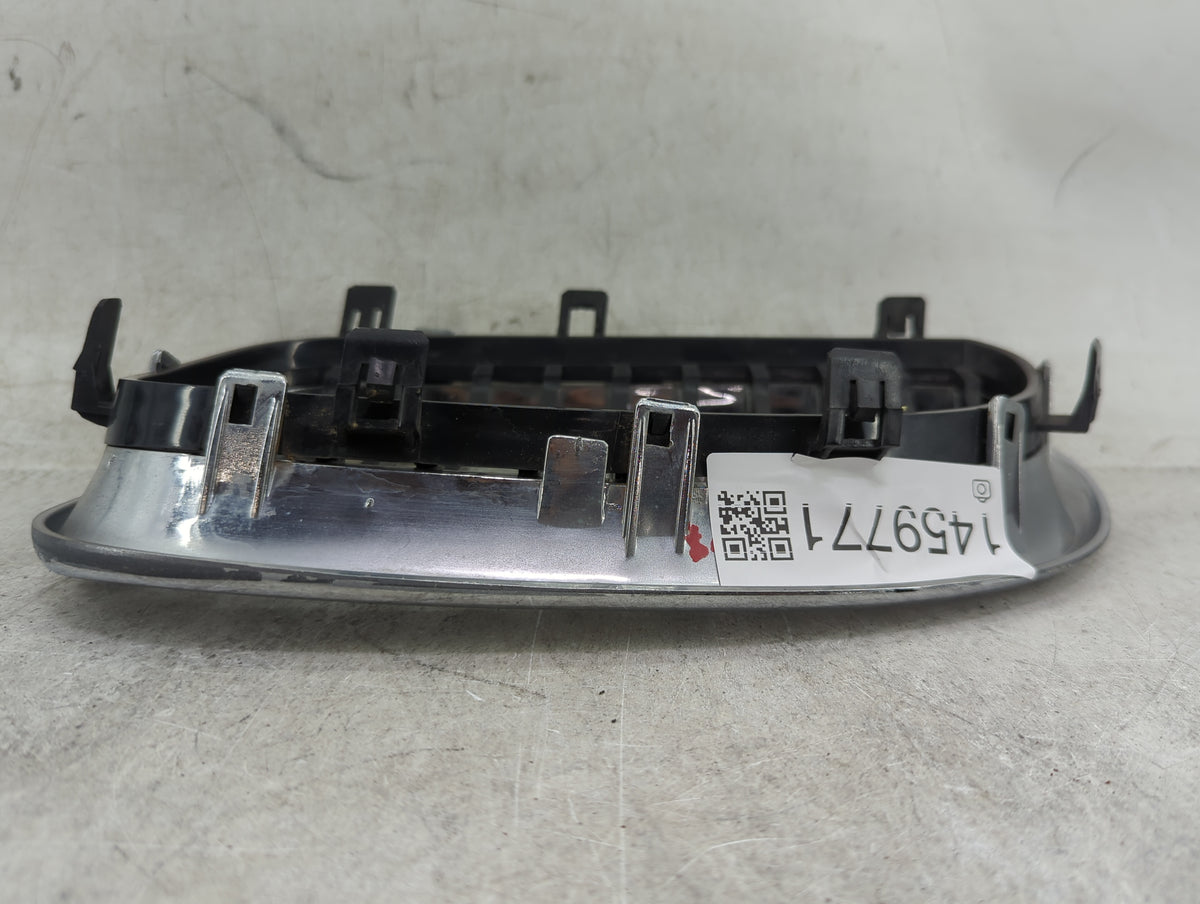 2006-2007 Bmw 525i Front Grille Bumper Not Included 1459771 - Oemusedautoparts1.com