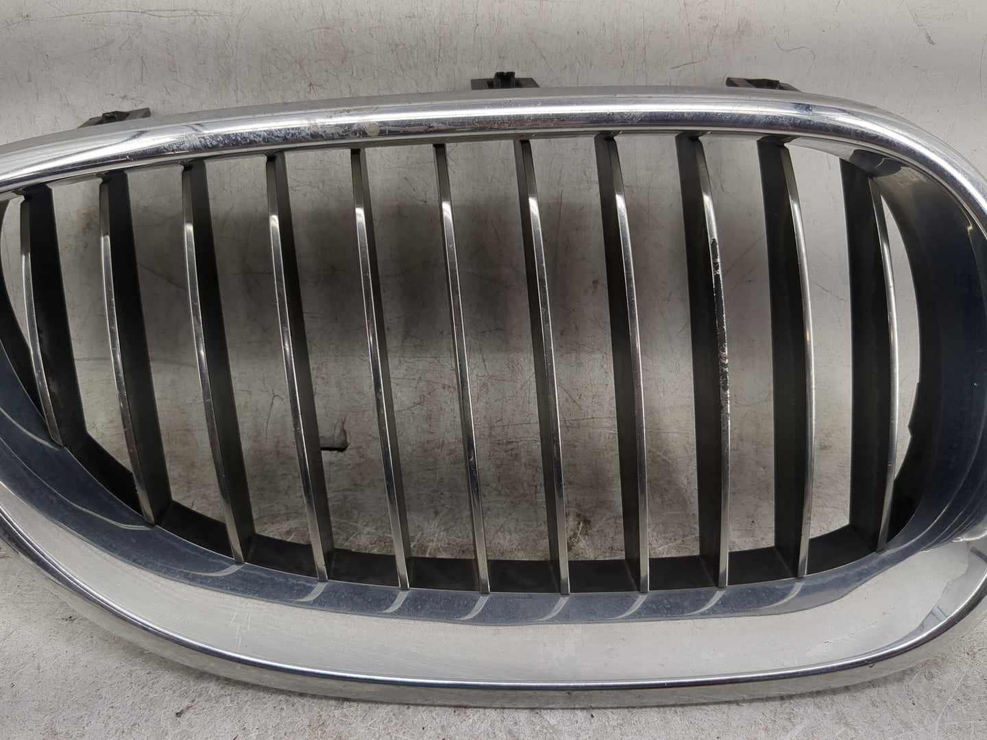 2006-2007 Bmw 525i Front Grille Bumper Not Included 1459989 - Oemusedautoparts1.com