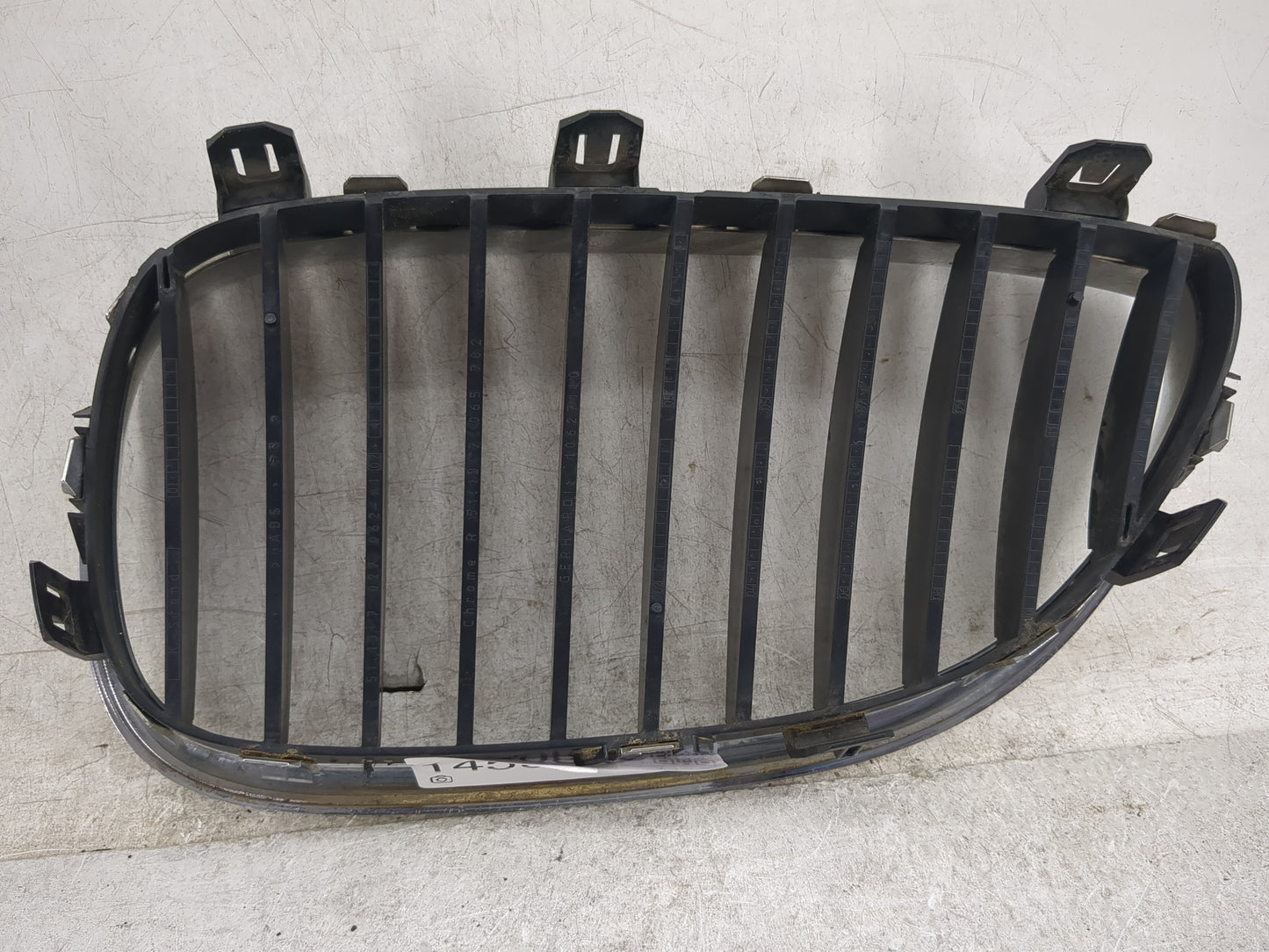 2006-2007 Bmw 525i Front Grille Bumper Not Included 1459989 - Oemusedautoparts1.com