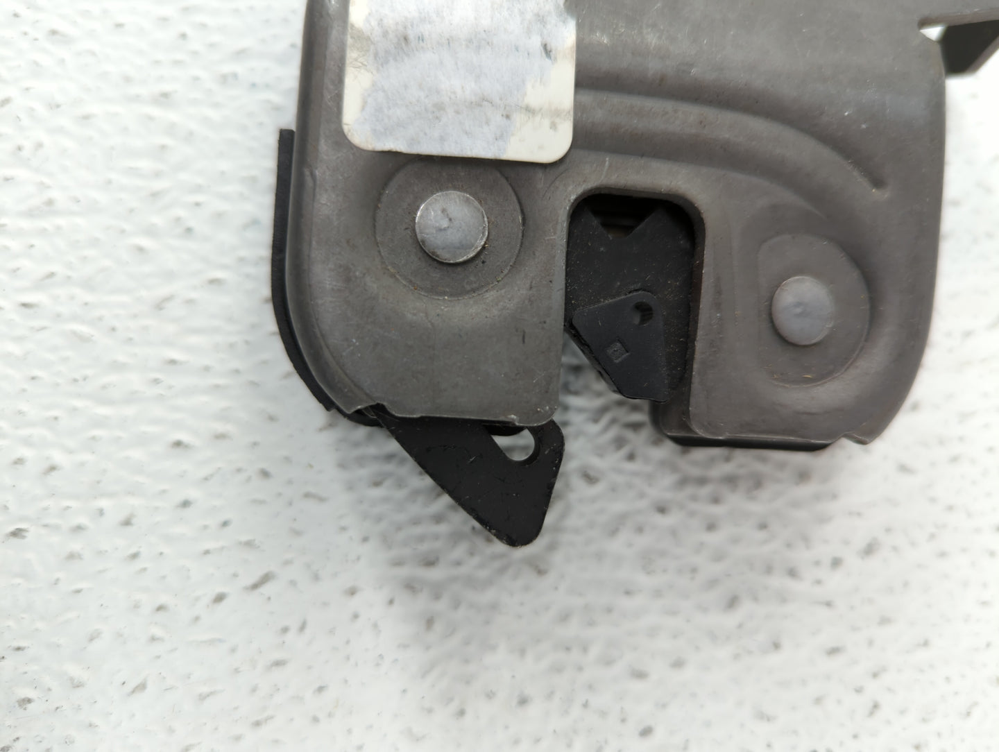 2007 Bmw 525i  REAR RIGHT PASSENGER SIDE SEAT LOCK LATCH ACTUATOR - Oemusedautoparts1.com