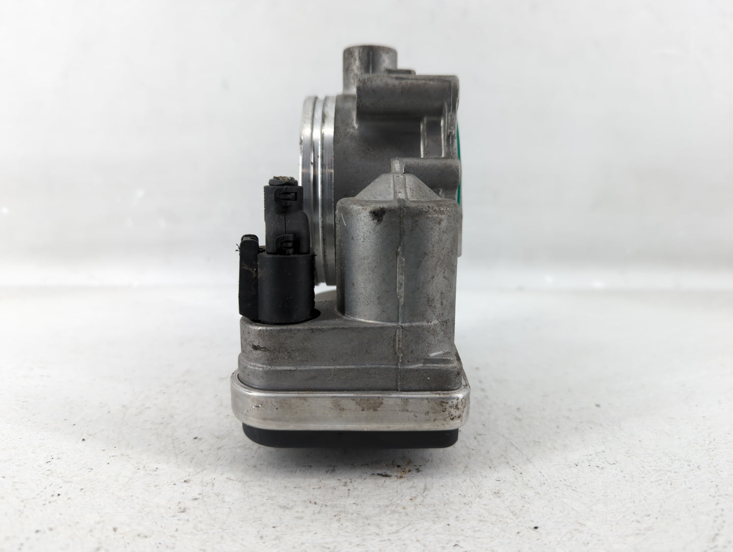 2006-2007 Bmw 525i Throttle Body Fits Fits 2006 2007 2008 OEM Used Auto Parts - Oemusedautoparts1.com