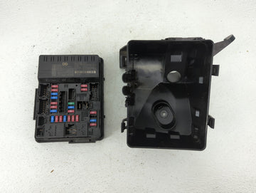 2006-2007 Bmw 525i Fusebox Fuse Box Panel Relay Module P/N:1426208MEG 284B7 3TA0B Fits Fits 2006 2007 2008 2009 2010 OEM Used Auto Parts