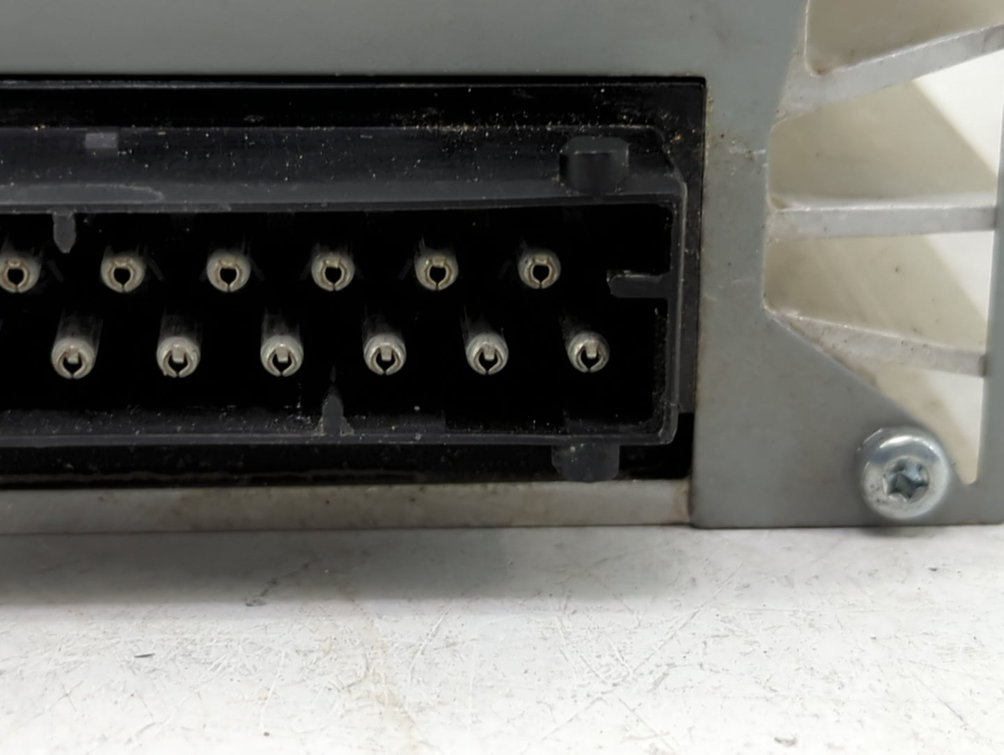 2007 Bmw 525xi Radio Speaker Amplifier - Oemusedautoparts1.com