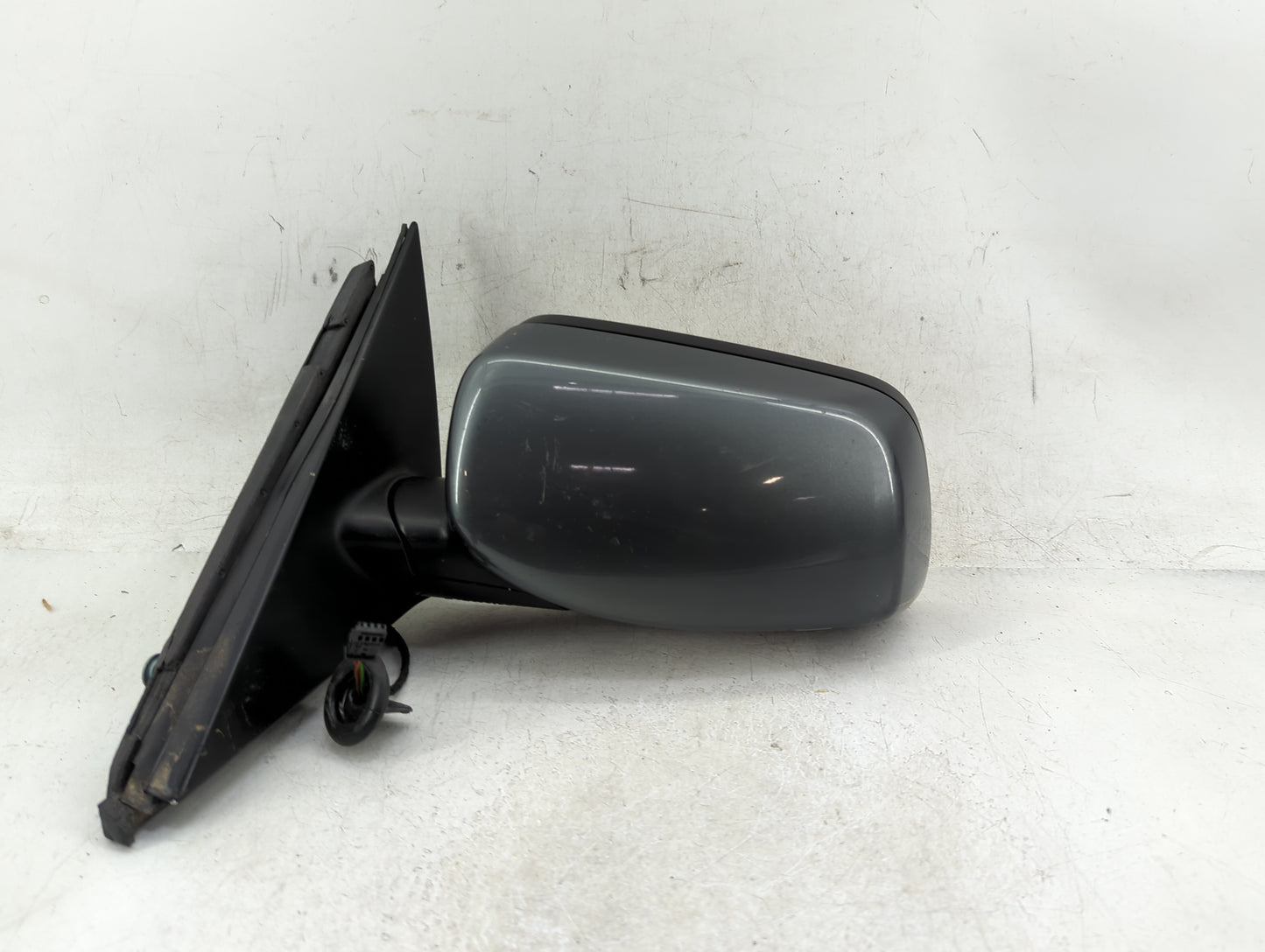 2006-2007 Bmw 530i Driver Side View Mirror - Left Door Mirror OEM Used - Oemusedautoparts1.com