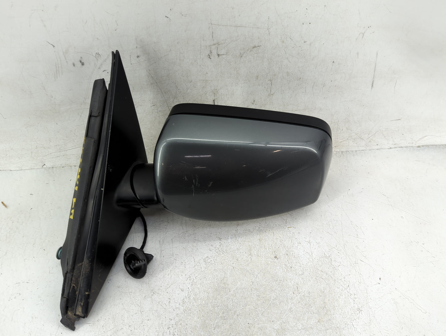 2006-2007 Bmw 530i Driver Side View Mirror - Left Door Mirror OEM Used - Oemusedautoparts1.com