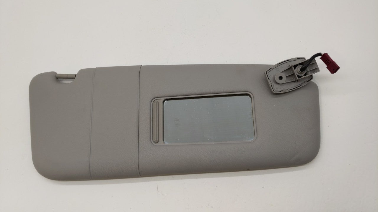 2004-2007 Bmw 530i Sun Visor Shade Replacement Passenger Right Mirror Fits Fits 2004 2005 2006 2007 2008 2009 2010 OEM Used 