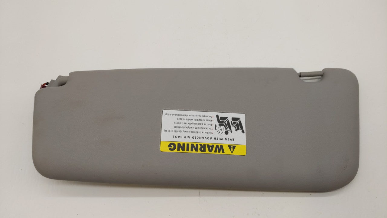 2004-2007 Bmw 530i Sun Visor Shade Replacement Passenger Right Mirror Fits Fits 2004 2005 2006 2007 2008 2009 2010 OEM Used 