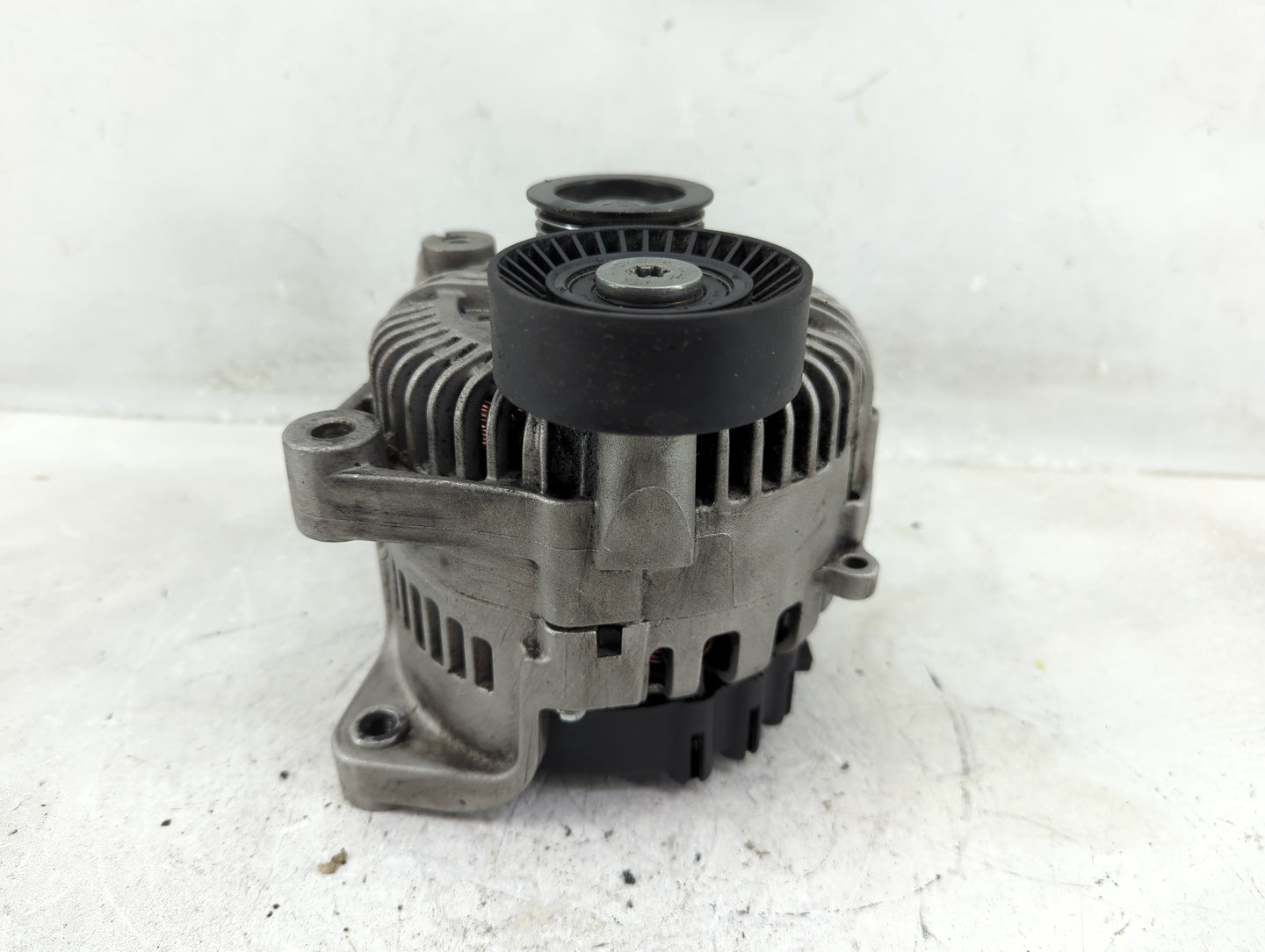 2006-2010 Bmw 550i Alternator Replacement Generator Charging Assembly Engine OEM P/N:AL9357X Fits Fits 2006 2007 2008 2009 2