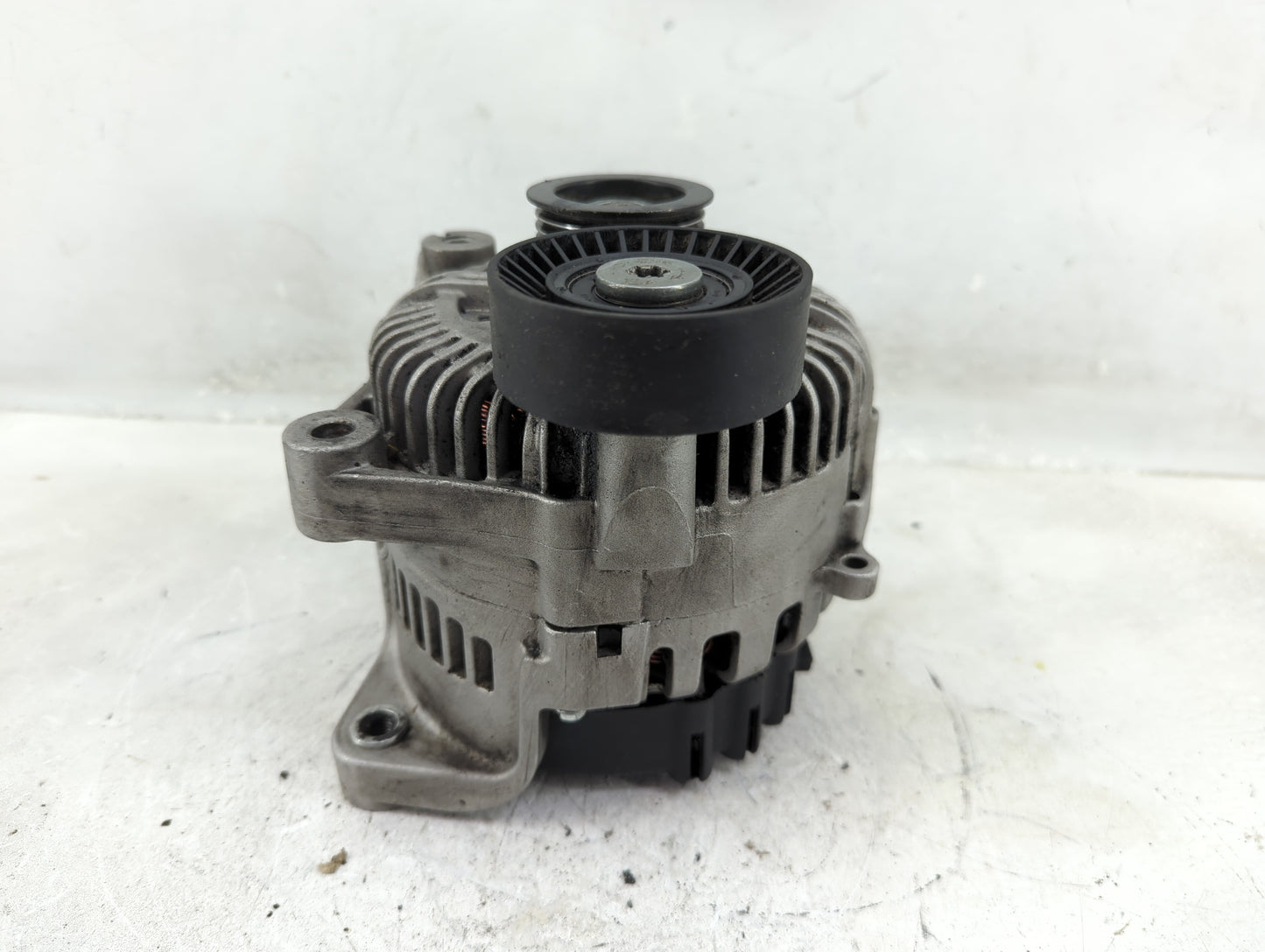 2006-2010 Bmw 550i Alternator Replacement Generator Charging Assembly Engine OEM P/N:AL9357X Fits Fits 2006 2007 2008 2009 2