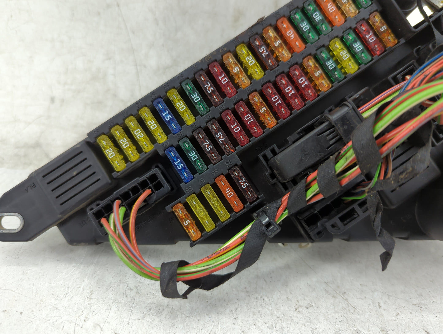 2006-2009 Bmw 550i Fusebox Fuse Box Panel Relay Module P/N:6906619-01 Fits Fits 2006 2007 2008 2009 2010 OEM Used Auto Parts