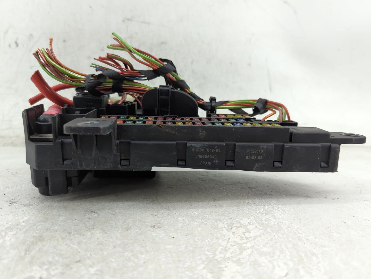 2006-2009 Bmw 550i Fusebox Fuse Box Panel Relay Module P/N:6906619-01 Fits Fits 2006 2007 2008 2009 2010 OEM Used Auto Parts