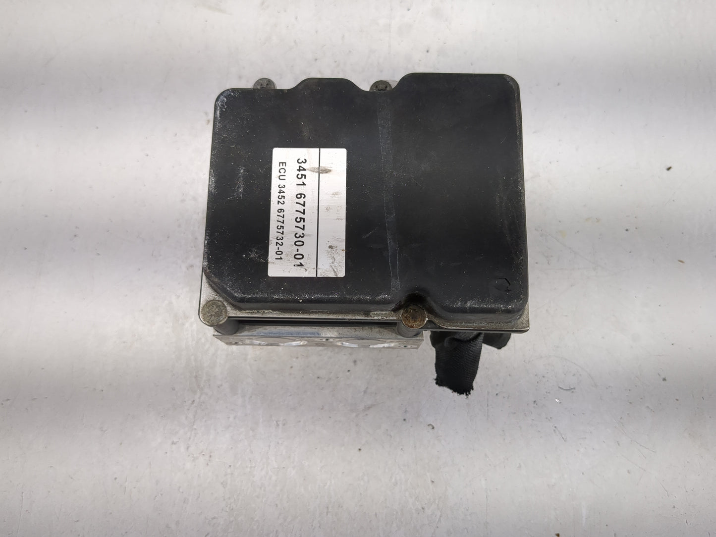 2006-2007 Bmw 550i ABS Pump Control Module Replacement P/N:0265236020 34516788550-01, 0265950666 Fits Fits 2006 2007 OEM Use