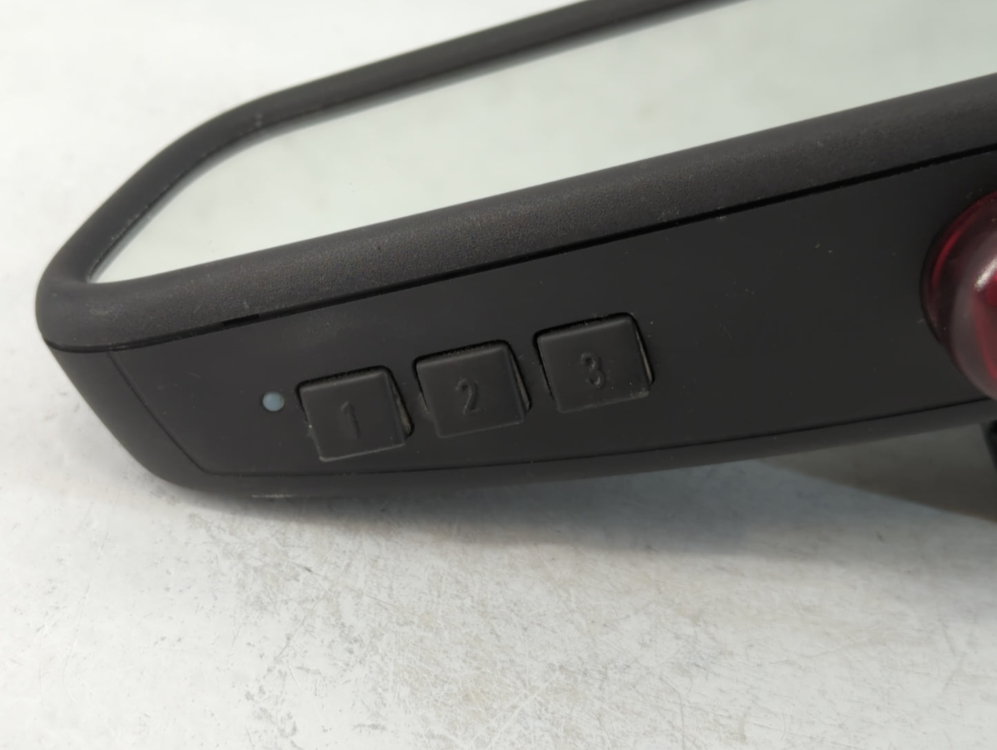 2007 Bmw 650i Interior Rear View Mirror Replacement OEM P/N:015891 IE11025891 Fits OEM Used Auto Parts - Oemusedautoparts1.c