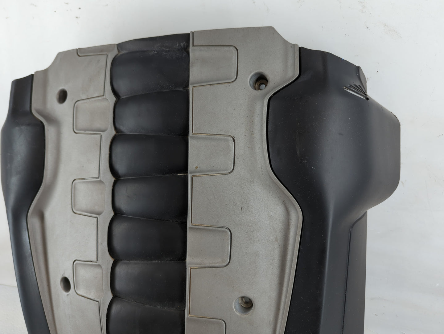 2007 Bmw 650i Engine Cover - Oemusedautoparts1.com